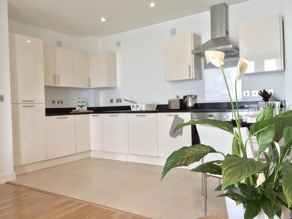 Olympic One Eighty Apartment Илфорд Стая снимка