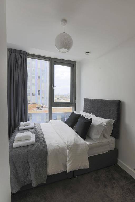 Olympic One Eighty Apartment Илфорд Стая снимка